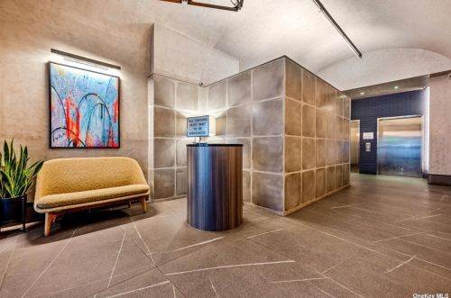 130 Fulton St, New York, NY 10038-2505