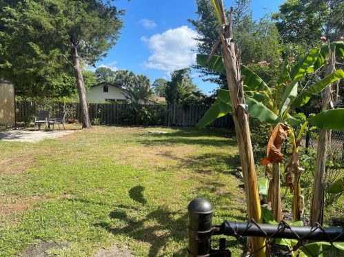 5 Clark Ln, Palm Coast FL  32137-8140 exterior