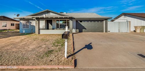 5616 69th Ave, Glendale, AZ 85303-5415