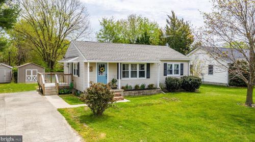 37 Walnut St, Magnolia, DE 19962-9334