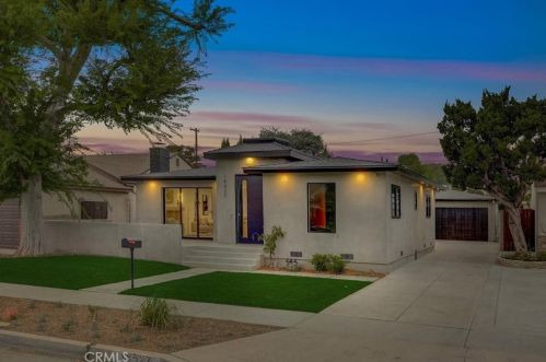 16627 Gilmore St, Van Nuys CA  91406-5610 exterior