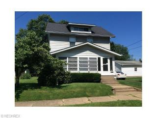 219 Parkview St, Massillon, OH 44646-5850
