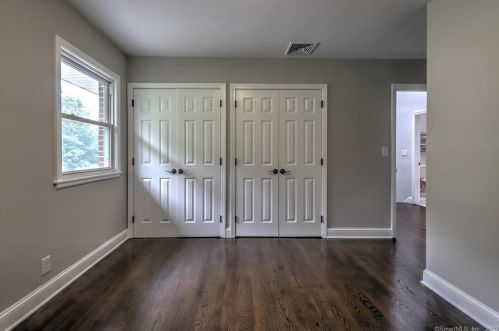 65 Ridgebrook Dr, Bridgeport CT  06606-1925 exterior