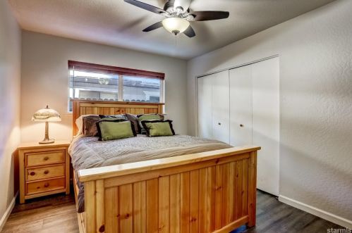 851 Los Angeles Ave, South Lake Tahoe CA  96150-2619 exterior