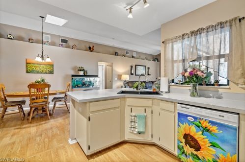 612 4th Ter, Cape Coral FL  33909-2002 exterior