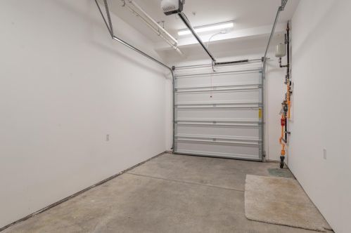 9501 Parker Ln, Truckee CA  96161-5005 exterior