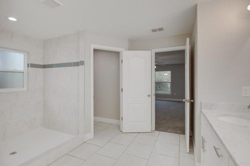 40 Blue Jordan Rd, West Frost Proof FL  33843-9646 exterior