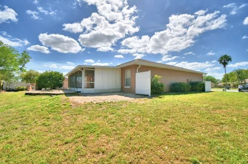 6518 Ami Ann Ct, Lakeland FL  33813-4445 exterior