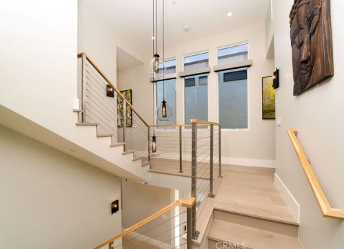 231 Seal Beach Blvd, Seal Beach CA  90740-2633 exterior