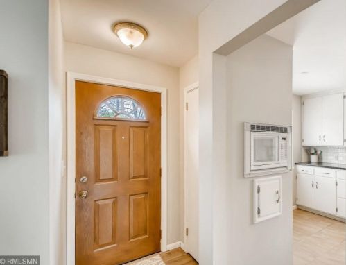 3417 Boone Ave, Minneapolis, MN 55427-1848