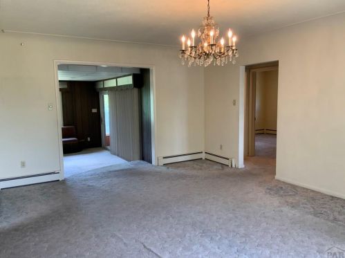 62 Amherst Ave, Pueblo, CO 81005-1626