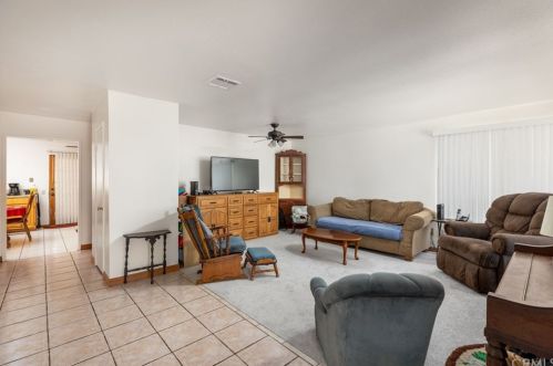 8535 Yearling Way, Riverside, CA 92509-5120