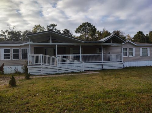 730 Old Jolly Bay Rd, Freeport, FL 32439-4139