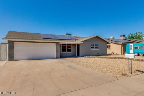 4526 Sierra St, Glendale, AZ 85304-3546