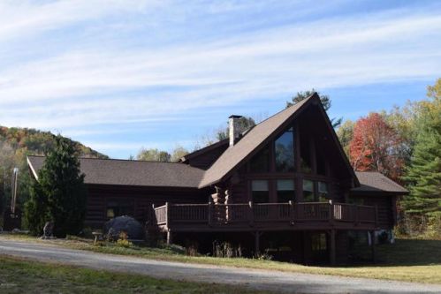 1399 Johnsburg Rd, Johnsburg, NY 12843-1901