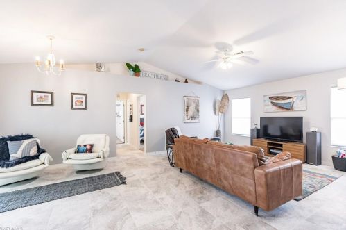 2802 18th Ave, Cape Coral, FL 33904-4008