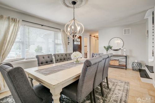 10 Calvin Ct, Old Bridge NJ  08857-2147 exterior