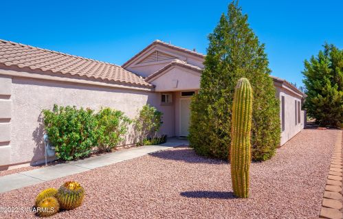 5104 Sage Springs Dr, Cornville, AZ 86325-5170