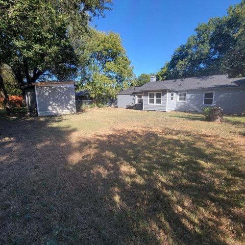 2637 Grayson Dr, Dallas, TX 75224-2728