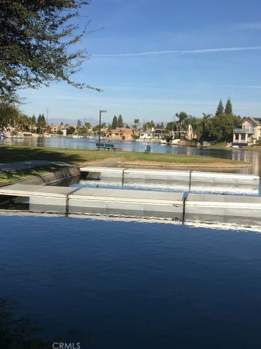 8423 Northshore Dr, Bakersfield CA  93312-4988 exterior