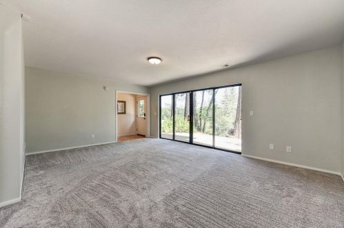 18065 Alexandra Way, Grass Valley CA  95949-7356 exterior