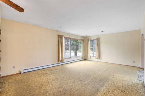 1430 Sandra Ln, West Bend, WI 53095-4944