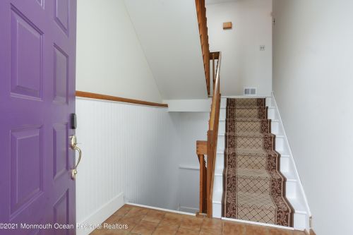 237 Shore Dr, Monmouth Hills NJ  07732-1567 exterior