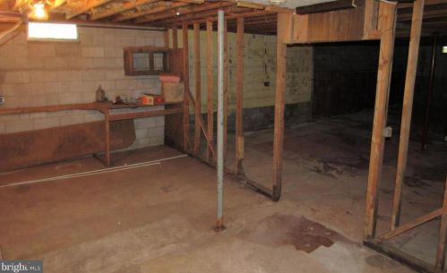 12007 Laurel Rd, Laurel DE  19956-3538 exterior