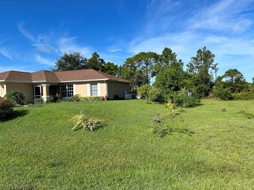 1103 Lee Ave, Lehigh Acres, FL 33972-8719