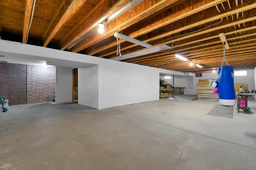 1548 Roscommon Dr, Pataskala OH  43062-7017 exterior