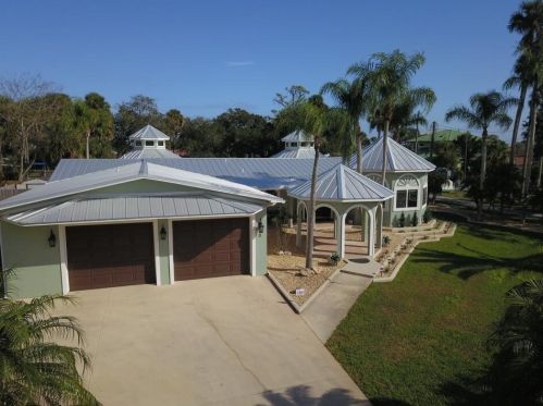 3 Cedar St, Daytona Beach FL  32127-6416 exterior