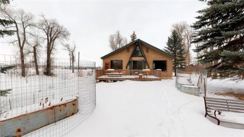 12640 Axtell Gateway Rd, Gallatin Gateway, MT 59730