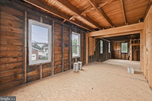 446 Billingsport Rd, West Deptford NJ  08066-2209 exterior