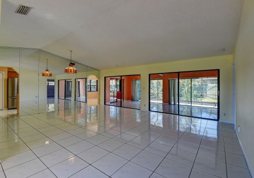 4327 Juniper Ter, Boynton Beach, FL 33436-3024