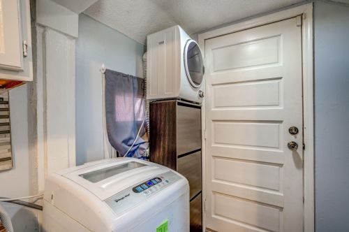 3939 Dupont Ave, Minneapolis MN  55412-2036 exterior