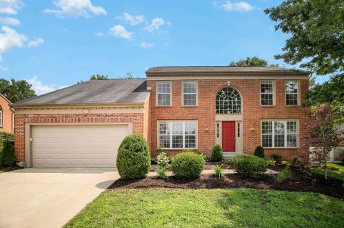 8542 Woodcreek Dr, Florence, KY 41042-8237