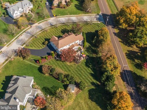 4040 Steeplechase Dr, Collegeville PA  19426-1265 exterior