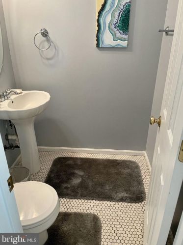 4065 Chatham Dr, Owens VA  22485-5643 exterior