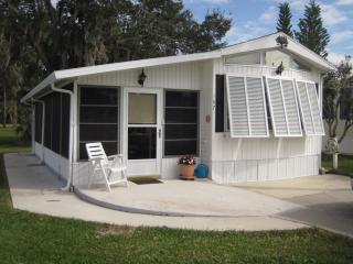 167 Lancer Dr, Nokomis, FL 34275-1884