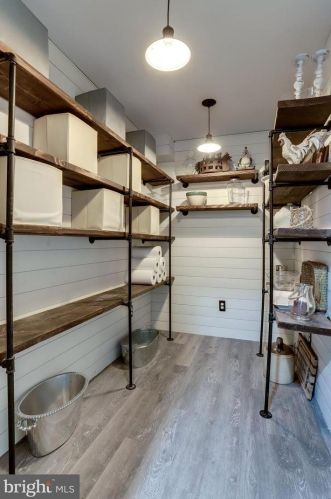 13495 Eagles Rest Dr, Leesburg VA 20176-5035 exterior