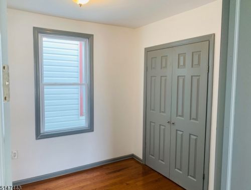 54 2 St, Newark NJ 07107-3106 exterior