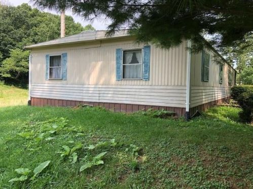 1710 Graves Rd, Chillicothe OH  45601-9083 exterior