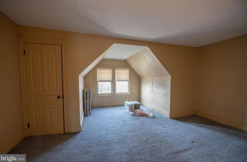 324 New St, Lancaster PA  17602-2051 exterior