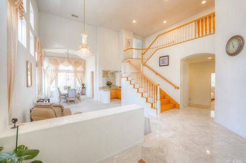 2536 Brennen Way, Fullerton, CA 92835-4217