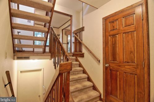 2626 Terraced Hill Ct, Pottstown, PA 19464-3147