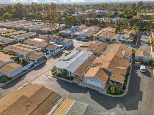 5200 Irvine Blvd, Irvine CA 92620-2013 exterior