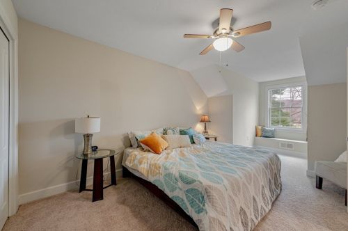 103 Elm St, Imperial PA  15126-1105 exterior