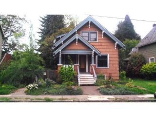 727 48th Ave, Portland, OR 97215-1722