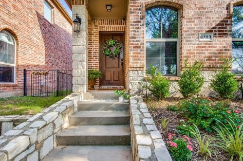 6783 Massa Ln, Frisco, TX 75034-2285
