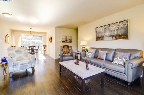 6171 Brookside Ave, Oakland CA 94618-1828 exterior